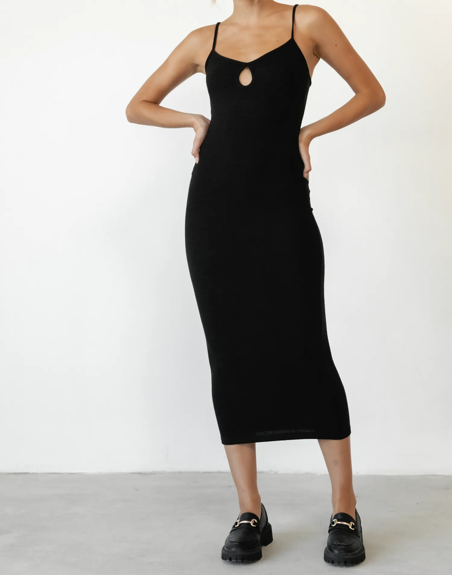 Mccarthy Midi Dress (Black)